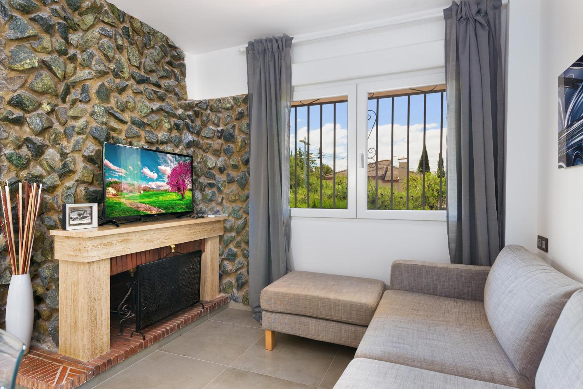Villa Granada Garden Deluxe モナチル エクステリア 写真
