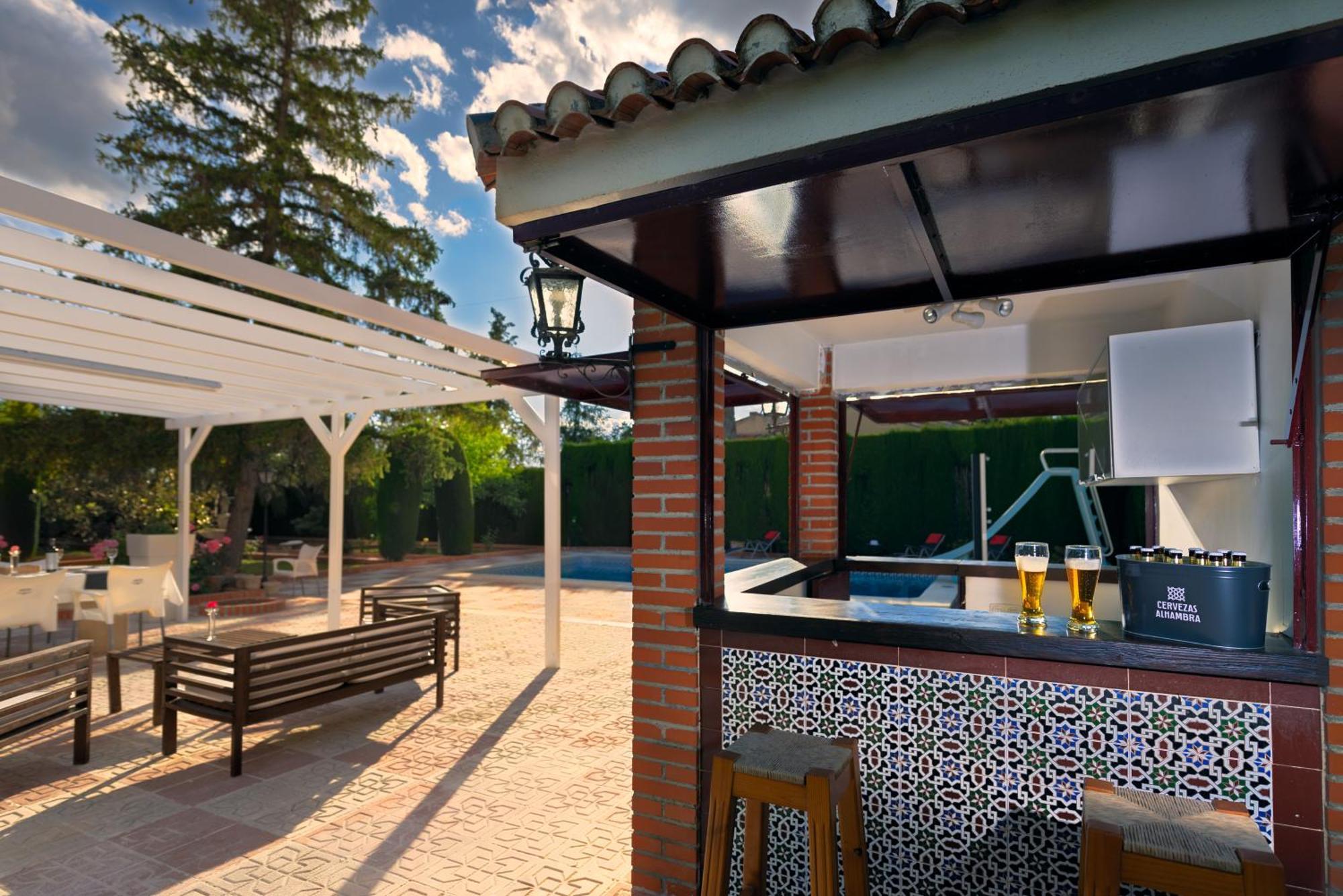 Villa Granada Garden Deluxe モナチル エクステリア 写真